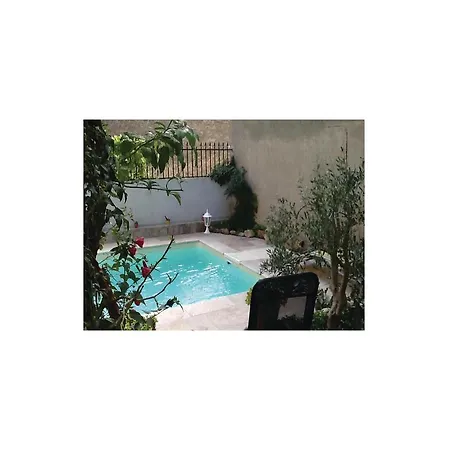 Holiday Rue Jean Jaures